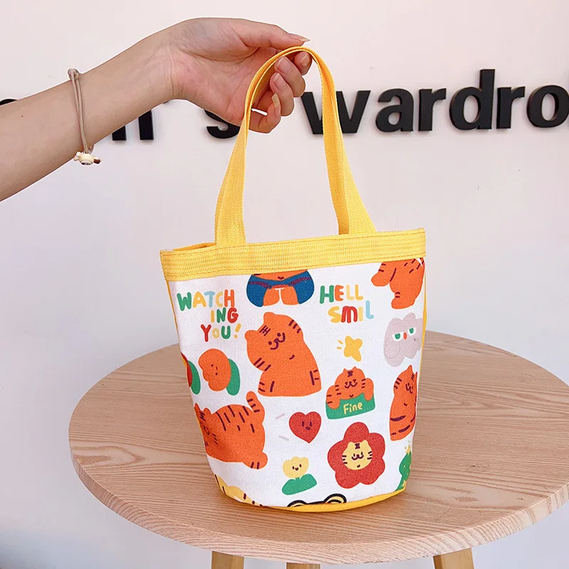 Wholesale small carrying canvas tote bag handbag office worker lunch box bag cartoon cute bucket small bento bag
