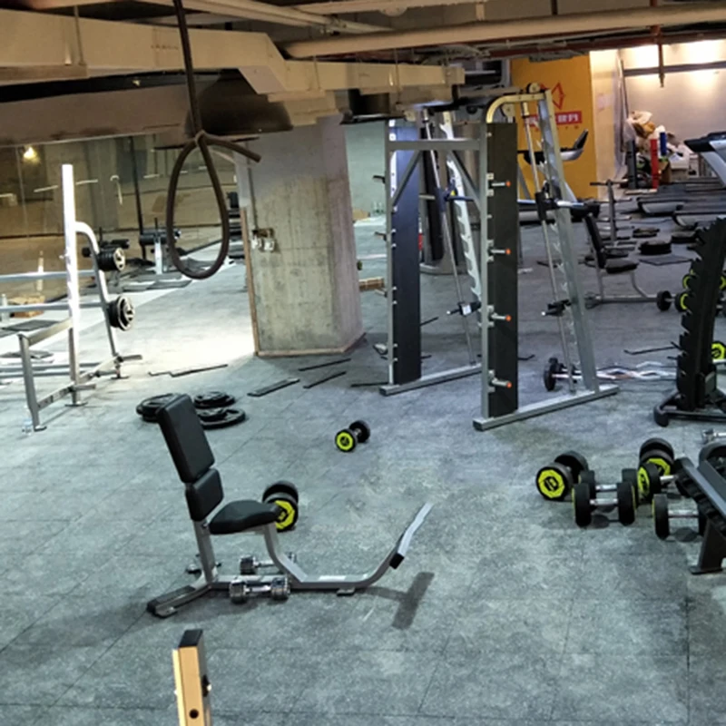 Высококачественные портативные 25 мм белые переплетенные спортивные акустические резиновые тонкие коврики для конюшни