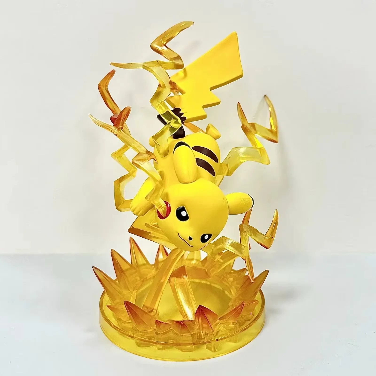 Hot selling 16 types Gengar Mewtwo Scene Statues Resin Toy Souvenirs Anime Pokemone Action Figures