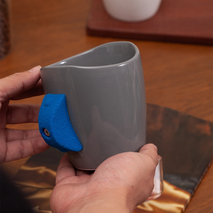 Creative irregular large capacity mug ins home climbing ceramic cup coffee cup custom