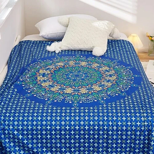 Cheap Hot Selling New Design Festival and Party Sleeping Clover Printed Crystal Super Soft And Sherpa Blanket