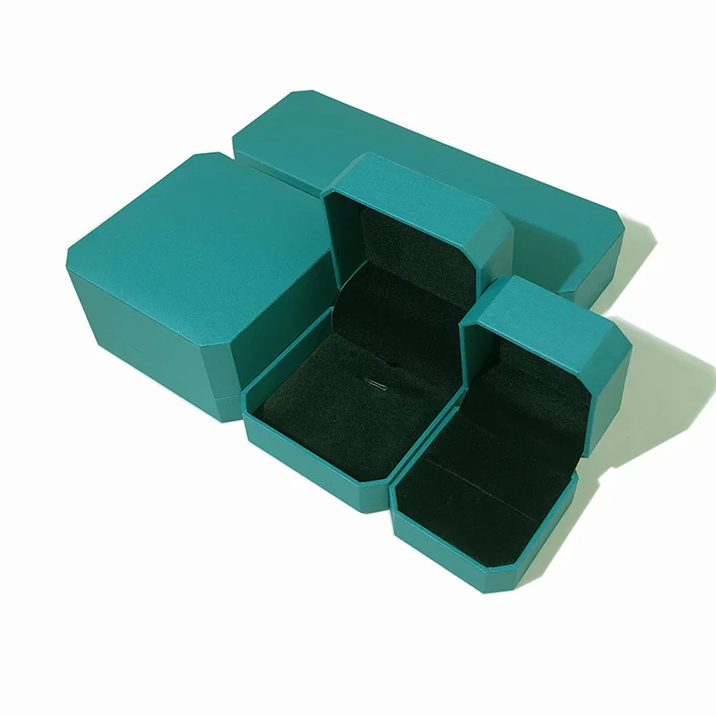 Ruizhuo new custom jewelry star necklace gold silver necklace pendants accessories women Four leaves inlaid with gold jewellery.