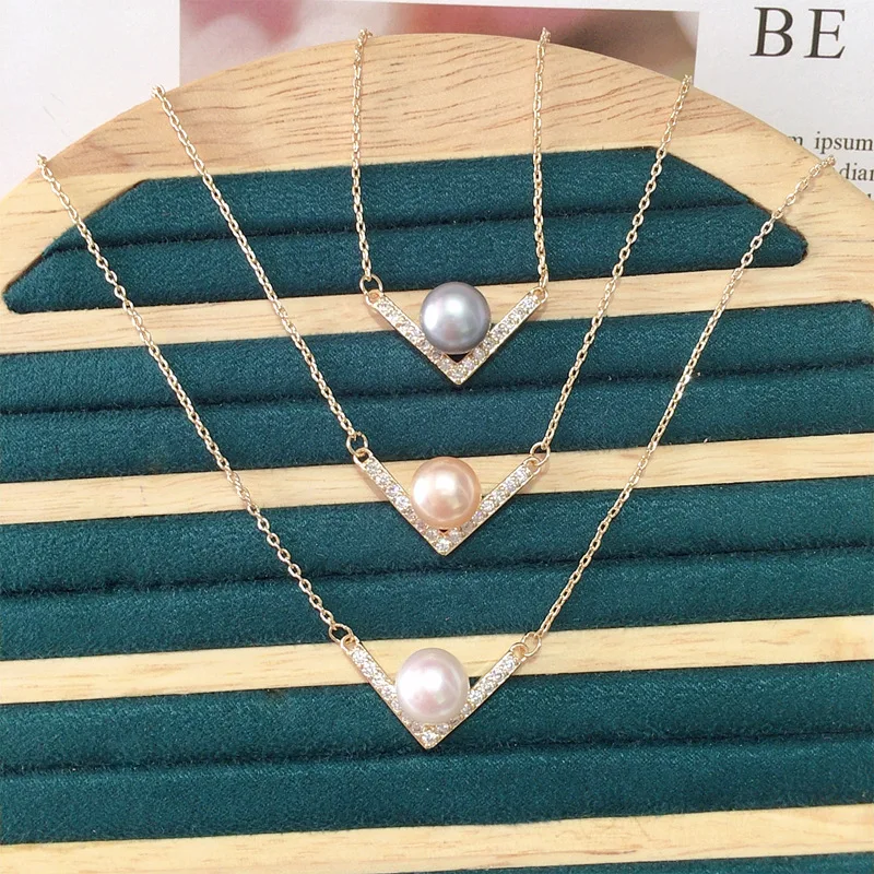 High End Women Fine Jewelry V Shape Natural Freshwater Pearl Pendant Crystal Zircon V Design Pearl Necklace