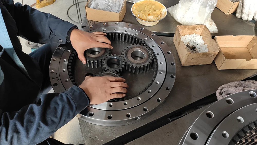 07.0673.00 90cm wooden turret turntable bearing