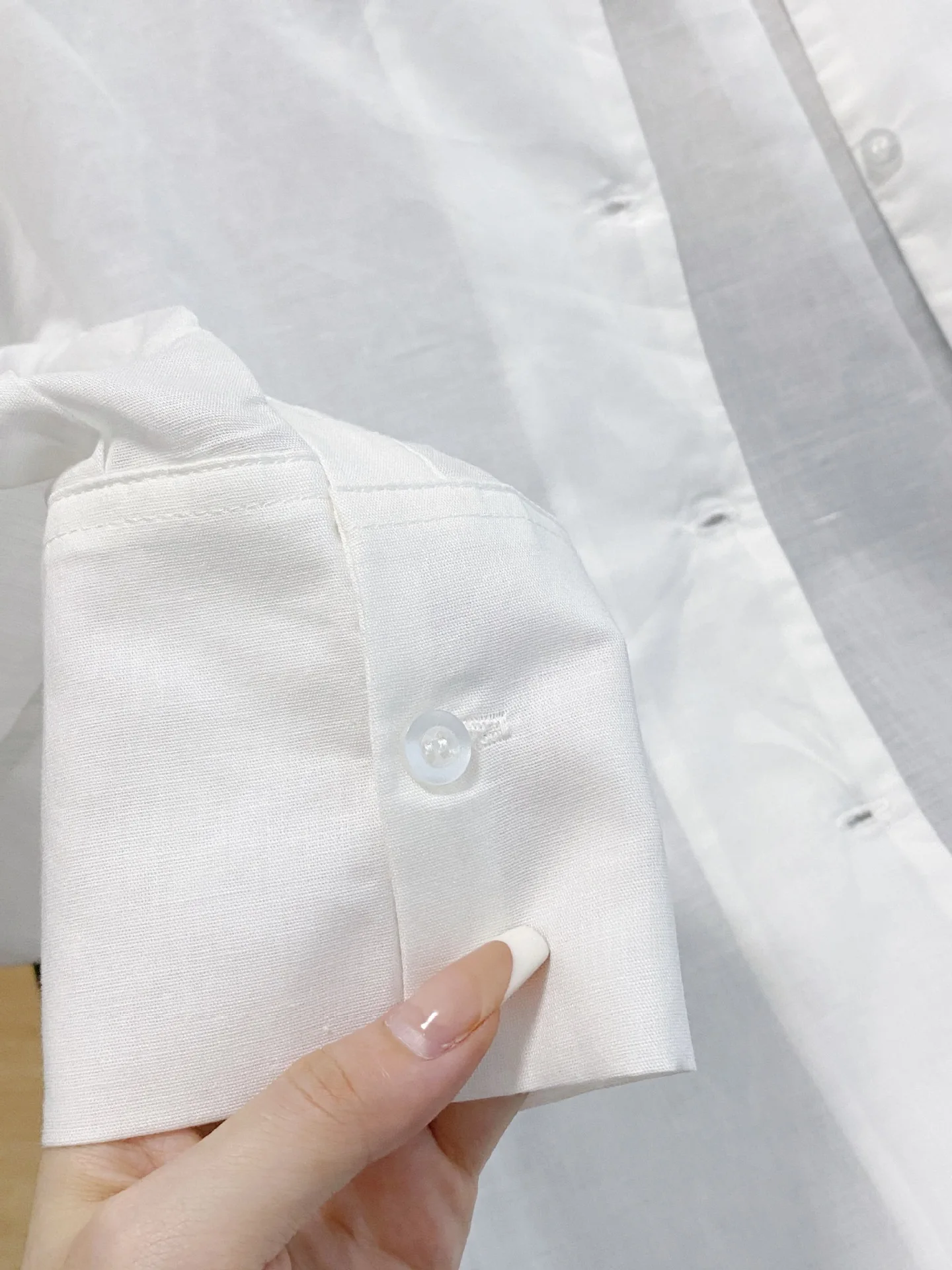 Bettergirl 2024 New Design Custom Lady Casual Top Clothes White Linen Blouse Women Fashion Long Sleeve Shirt Simple Design