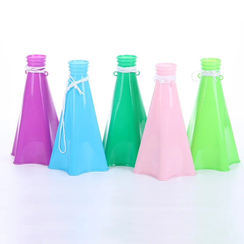 
2019 Custom cheer on the plastic horn trumpet-shaped portable loudspeaker 