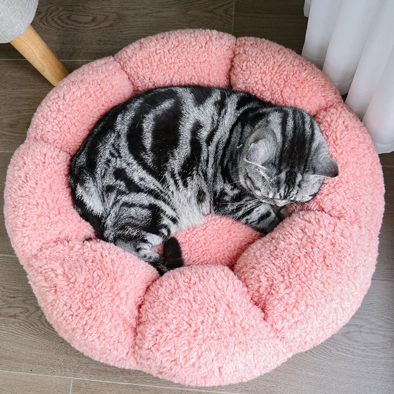 Handmade petals soft breathable comfortable warm fancy dog beds pet cute beds best beds for pets