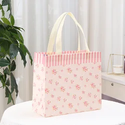 Three dimensional film covered non-woven bag color printing folding clothing store shopping bag cute birthday gift bag