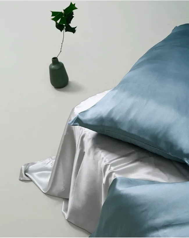 Custom embroidery logo 22 Momme 100% Mulberry Silk Pillowcase with box OEKO tex wholesale Pure Natural silk pillow case