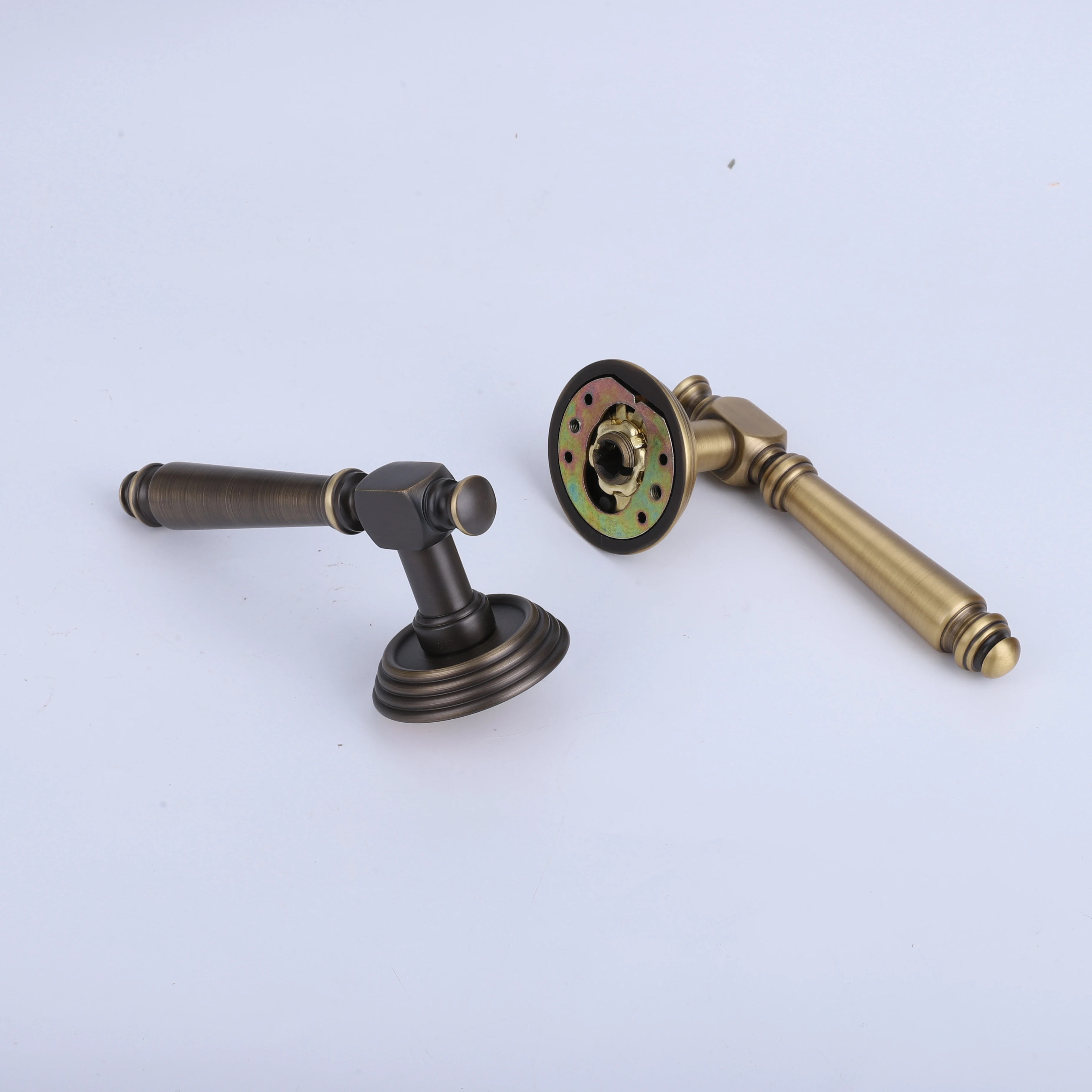 High-End Luxury Safety Bathroom Door Lock Interior Antique Brass Casting Gold Door Handles