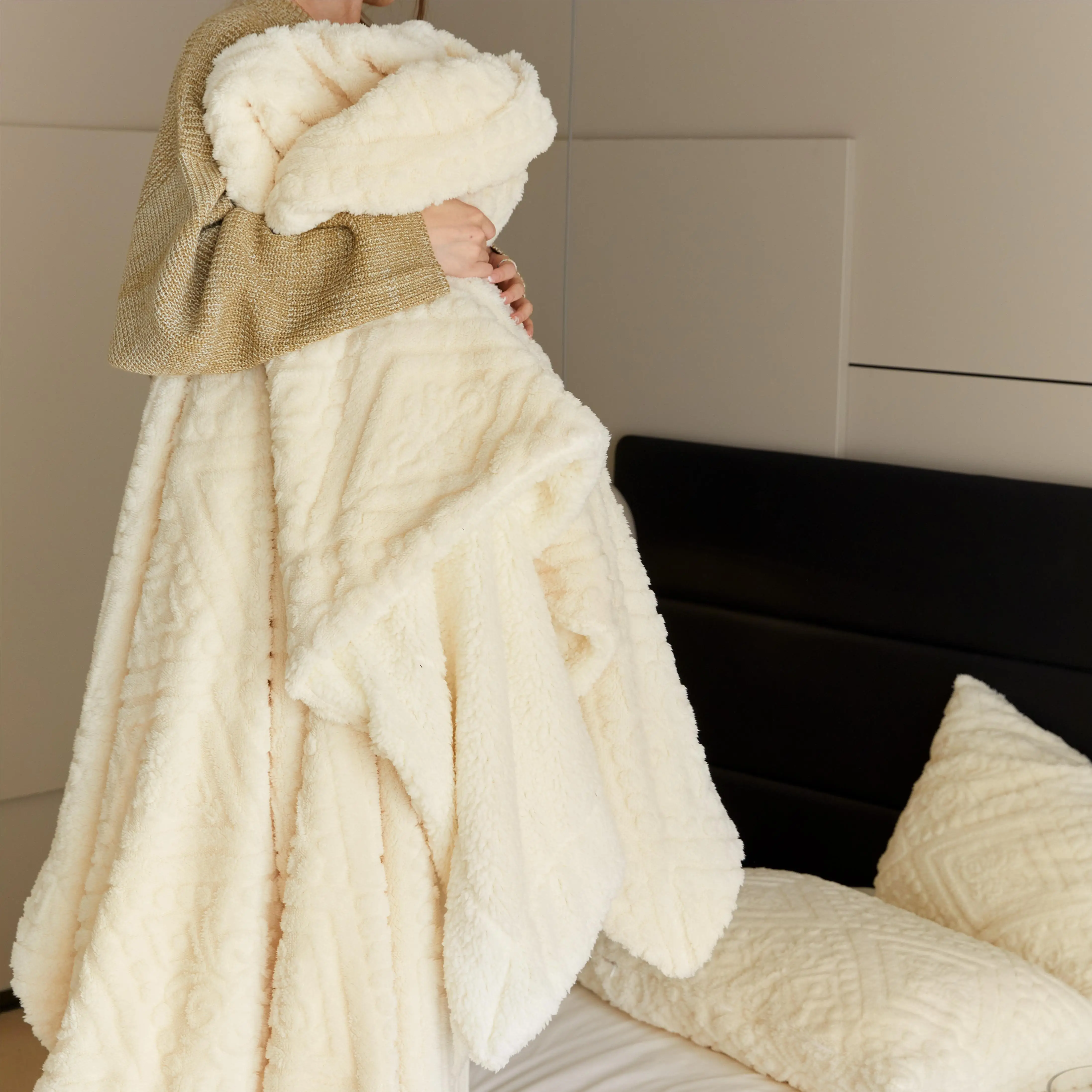 Warm Touch Cozy Winter Travel Velvet Fleece Plush Flannel Blanket