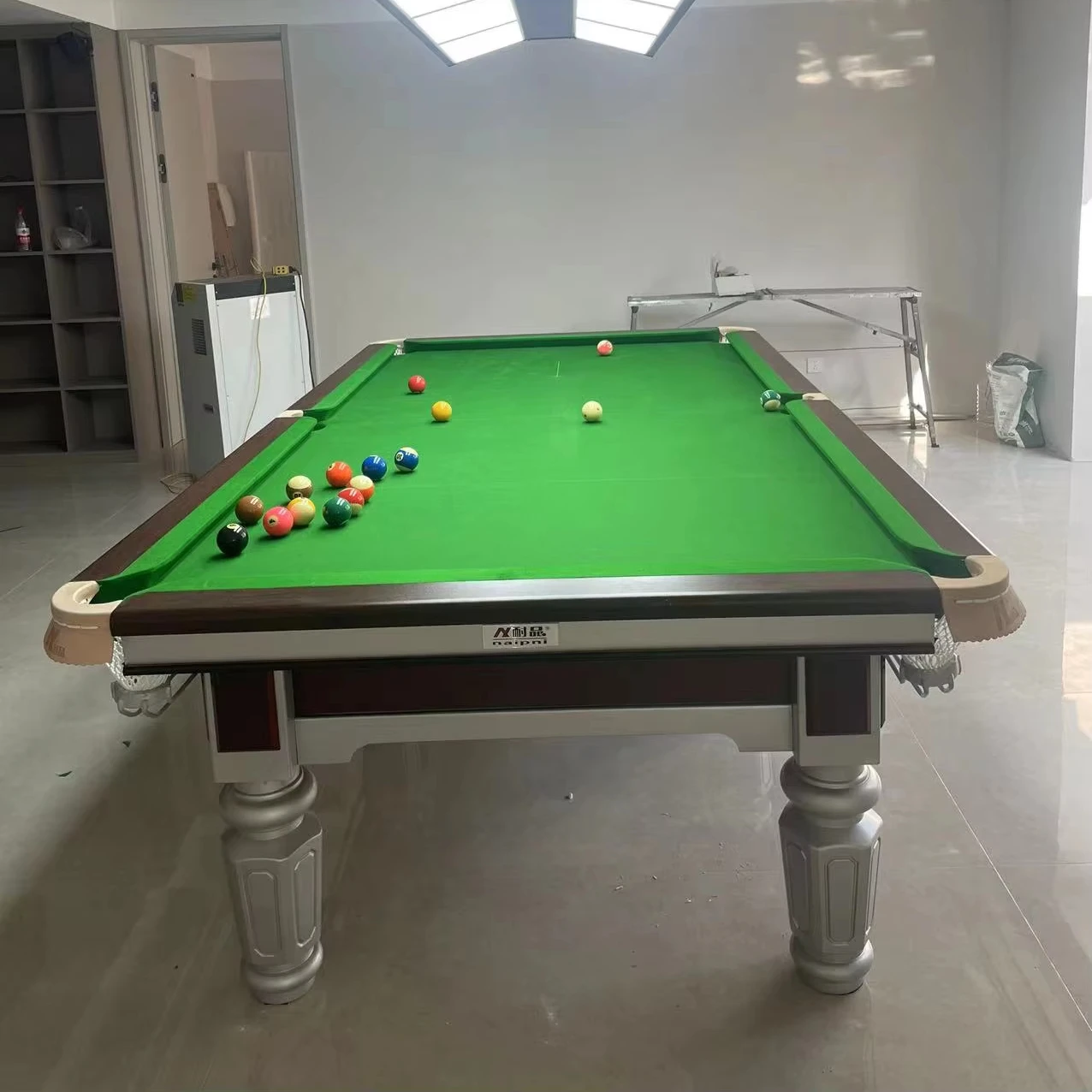 Wholesale Chinese Black 8 Balls Style 9ft  Billiard Pool Table for Commercial or House Use