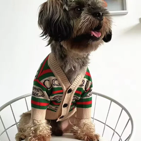 Luxury Designer Brand Pet Dog Clothes Apparel Cat Sweater Dog Knitted Clothes for Small Medium Large Dog