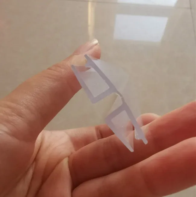 6 футов прозрачный ПВХ живой шарнир с нижней канавкой для акриловой ограждения