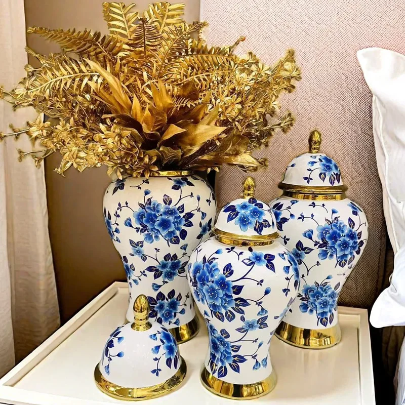 Classic Arabic Blue and White Living Room Corner Vase Ceramic Tall Modern Luxury Floor Lid Ginger Jars