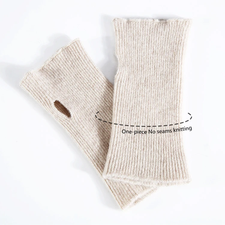 China Factory Seller Seamless Weave Gloves Knitted Winter Gloves