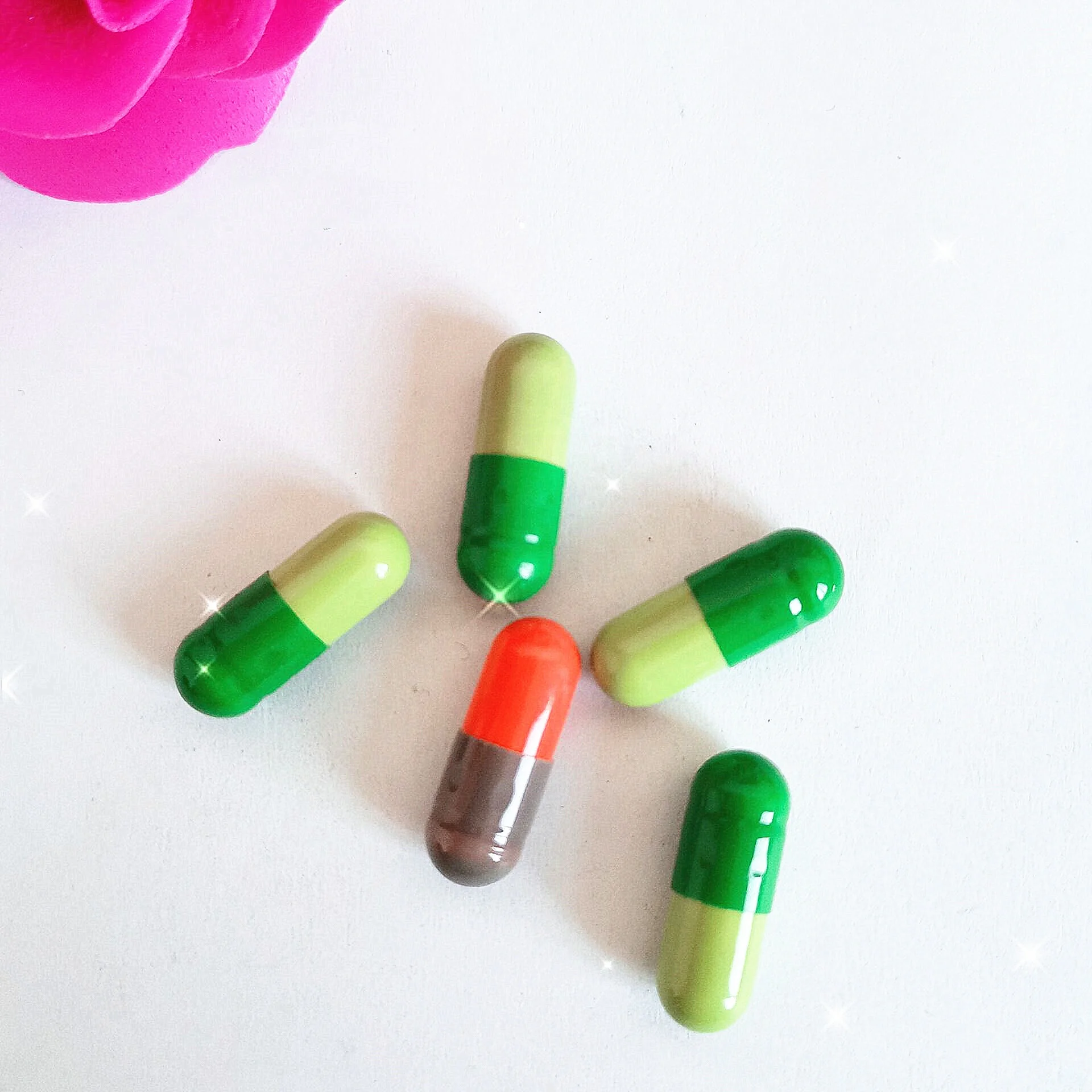 Natural Beauty Products For Women Antioxidant Supplement Milk Thistle Capsule in Bottle Pack