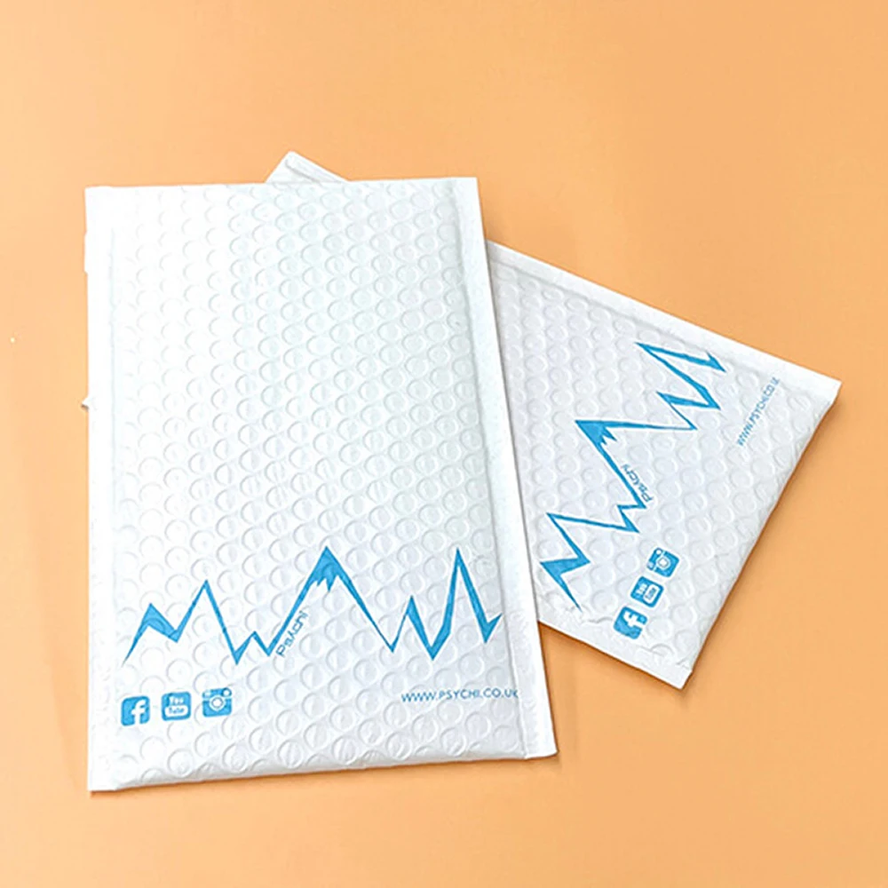 Wholesale Lightweight Logo Printing Glossy Aluminum Foil Custom Black White bubble mailer Metallic Bubble Mailer