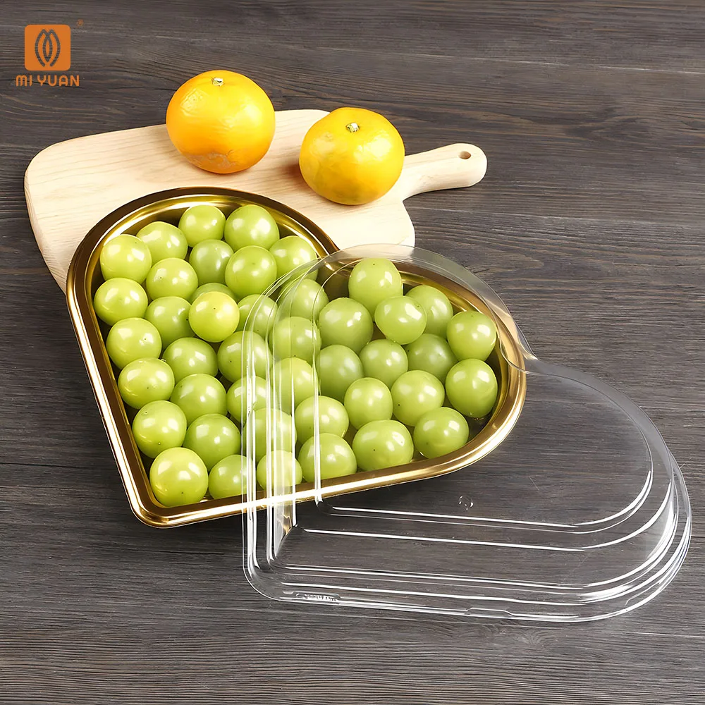 Best price Food grade material Disposable Candy Beautiful Heart Shaped Box Strawberry Cherries  Plastic Gift Box for Packaging