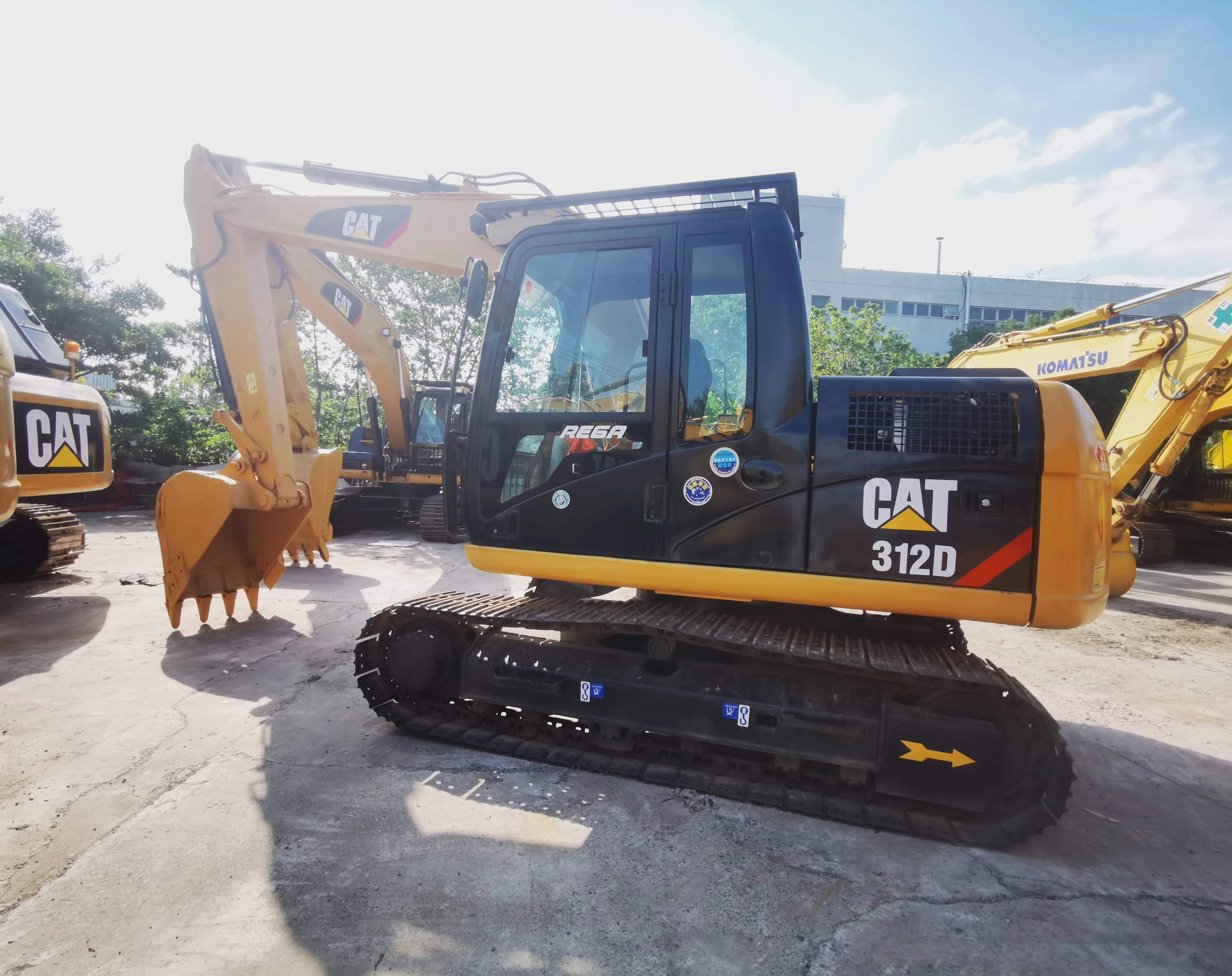 Мощный 12-тонный гусеничный экскаватор Caterpillar CAT312D 312D2 с коротким использованием 1-1000 ч 72 кВт