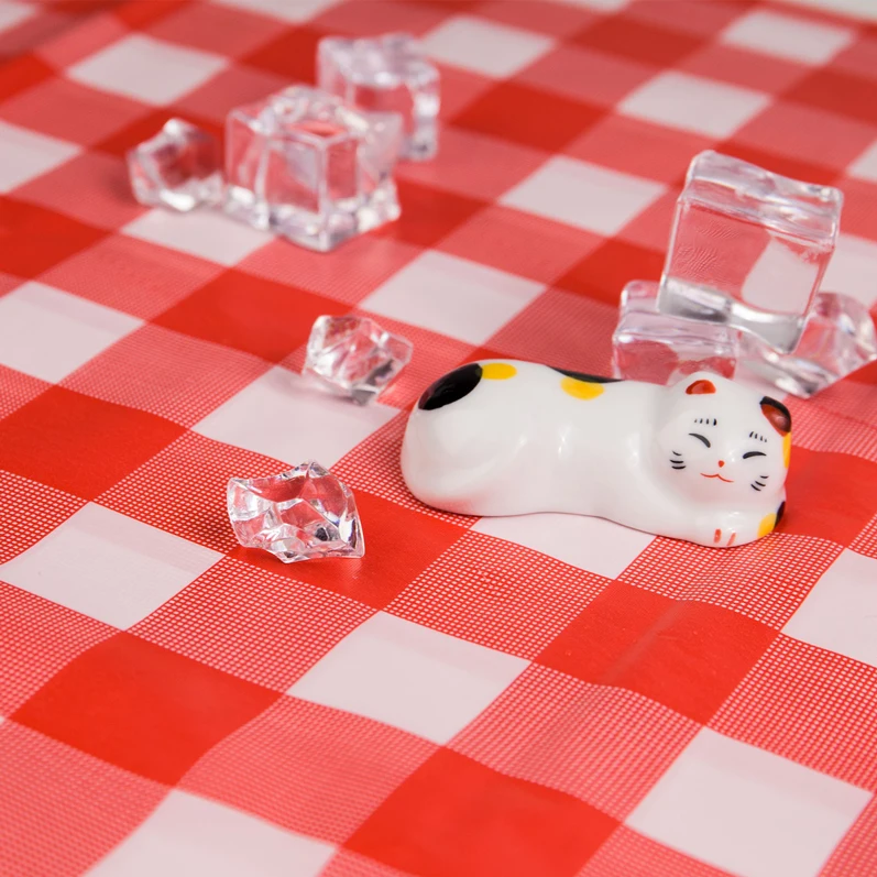 6 Pack Heavy Duty Solid PEVA 54*108 Inch  Red and White Plaid Disposable Thick Plastic Party Tablecloth