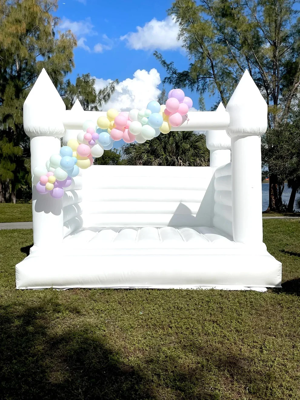 Kids Inflatable Bouncer Jumping Bouncy Castle Jumper White Party Tent Wedding Bounce House For Weddings