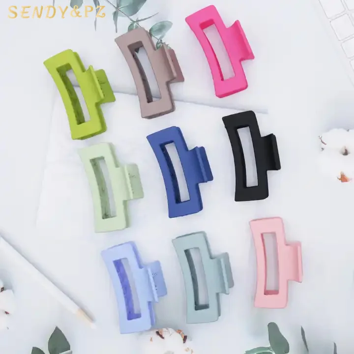 Wholesale Custom Geometry Hollow Out Big Plastic Women Hair Clips Claw Large Sweet Hair Crab Outdoor Indoor Hair Claw For Lady