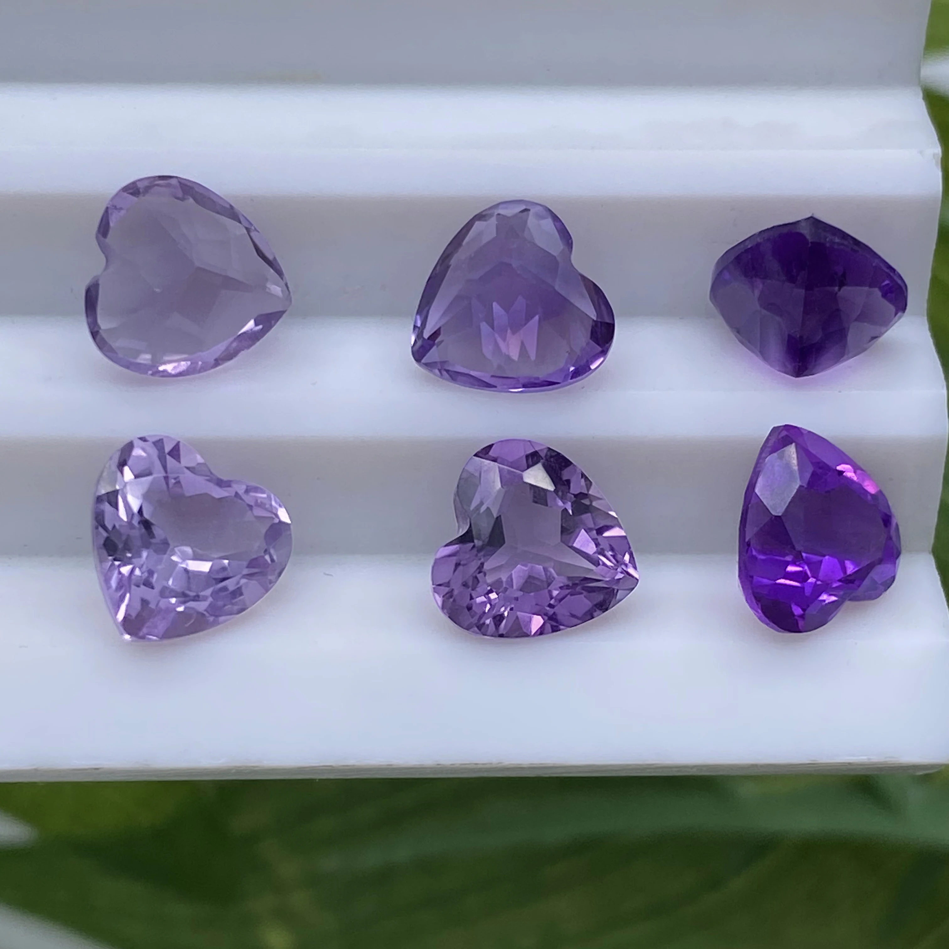 Heart Shape 4.0mm~10.0mm Faceted Semi Precious gemstone Purple Crystal Stone price Good Quality Jewelry Making Natural  Amethyst