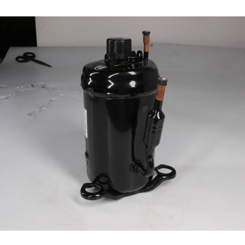 Good quality ac compressor made by famous brand factory R134a Highly Hitechi Rotary Small Compressor BSA645CV-R1EN