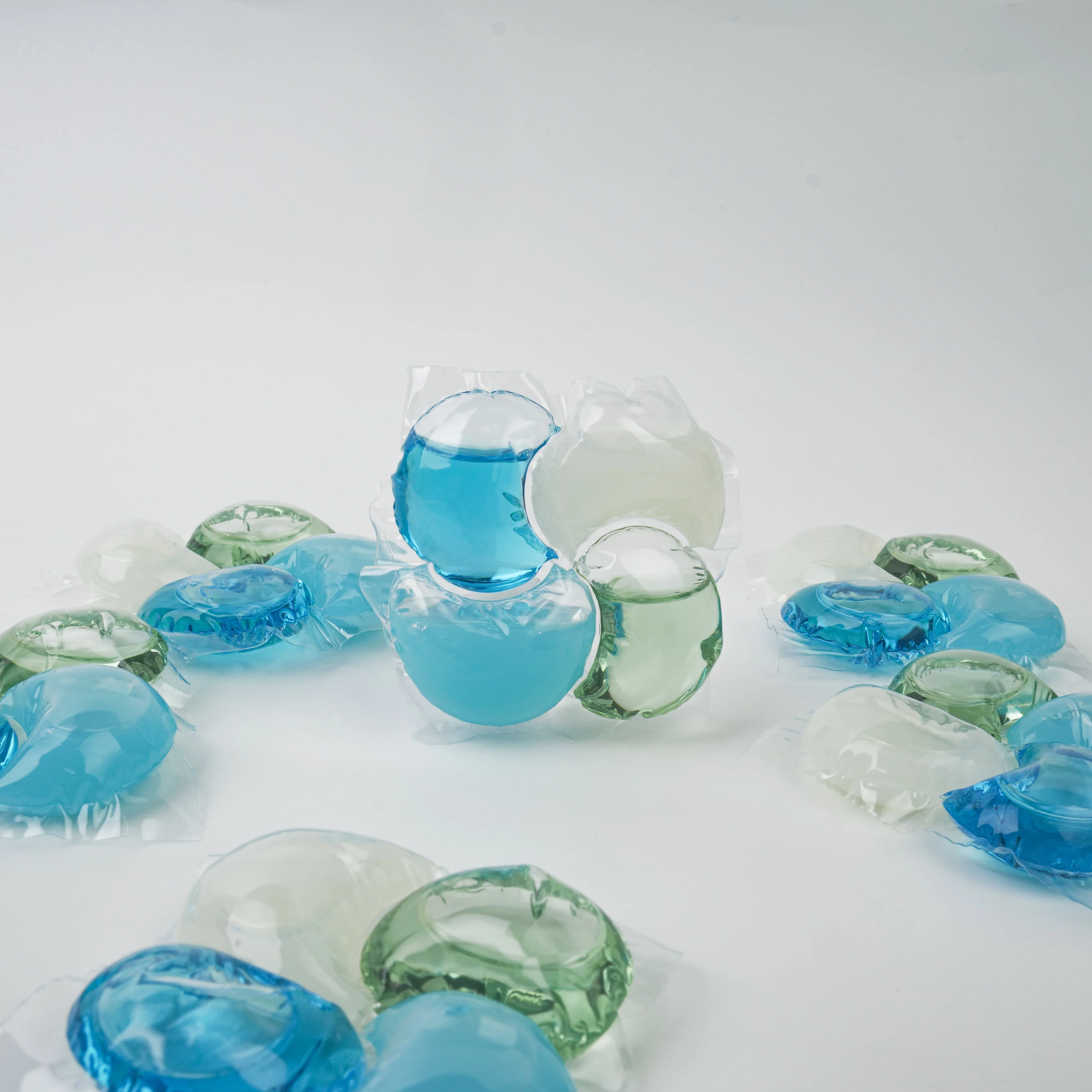 4 in 1 Good Quality Deep Cleaning Capsule Remove Stains & Fragrance Lasting Long Detergent Pod Gel Bead