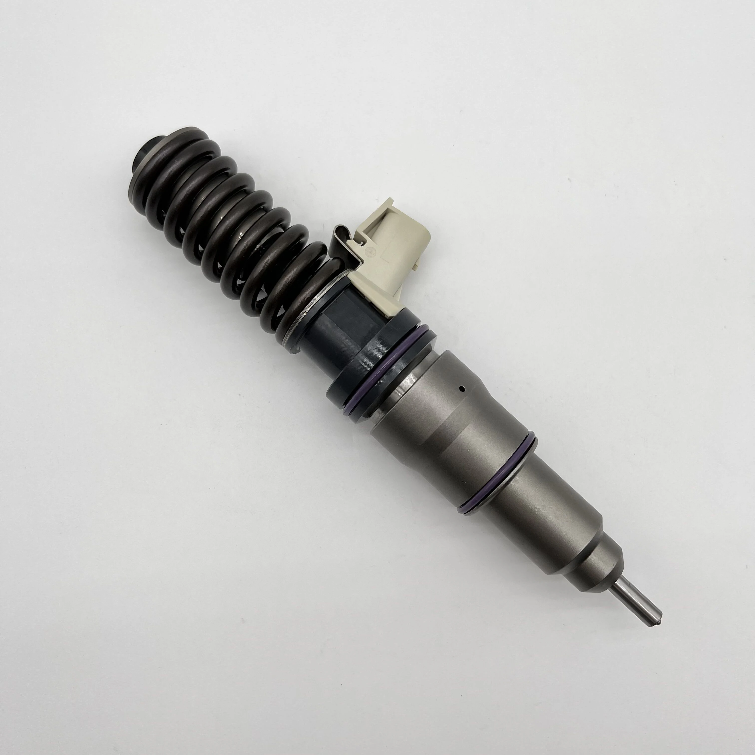 4 PINS diesel  fuel injector 21246331 BEBE4F00001 BEBE4F03001 for VOLVO USA MD11