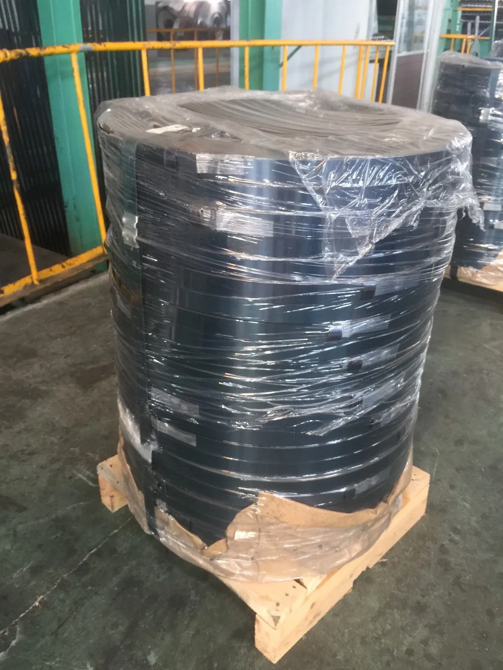 Bluing and waxed steel strapping /banding strapping