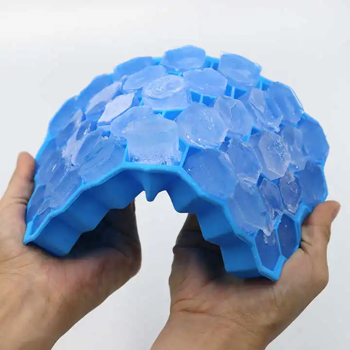 Easy to Release 37 Grids Honeycomb Shape Silicone Ice Cube Tray With Lid For Coffee Whiskey Cold Drink
