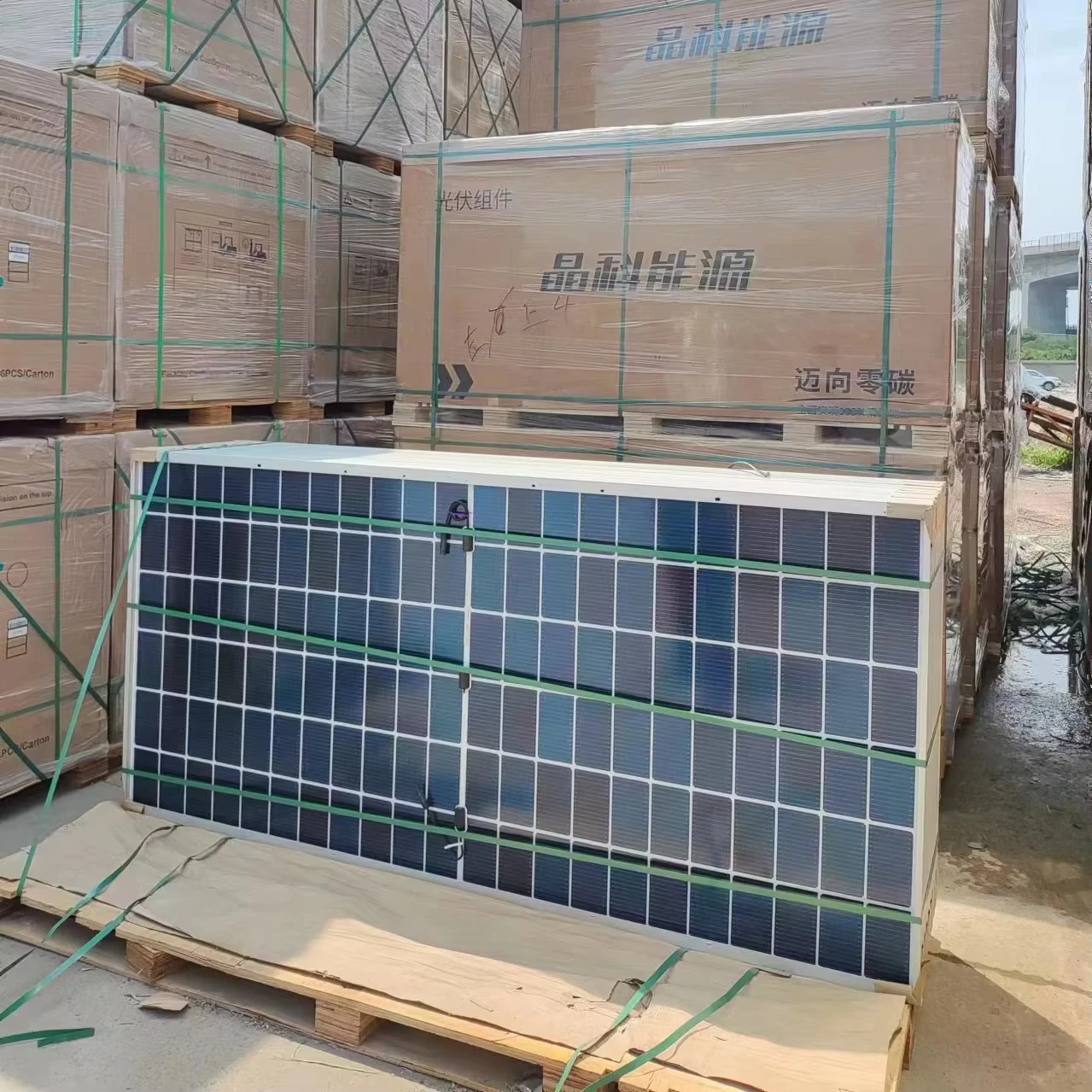 factory price 555 Watt Monofacial P-type Solar Panel Cell Plate Photovoltaic module hot sale High Efficiency crystalline