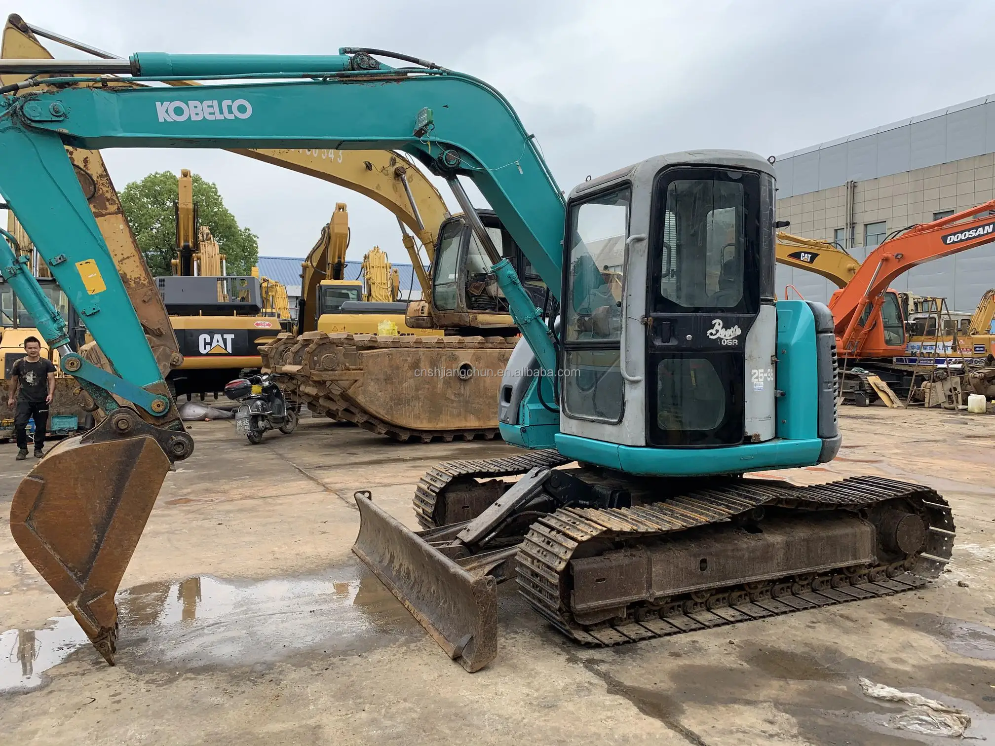 Good Condition Used Excavator Sk75-8 With Original Parts Cheap Japan Original Kobelco brand  sk75 sk75-8 sk75-sr on sale