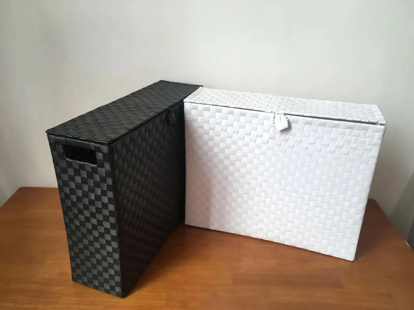 Plastic PP Woven Basket Storage Clothes Laundry Basket With Lid Lock