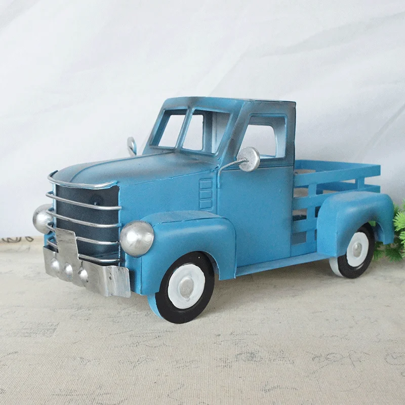 2023 New Design Metal Model Handmade Red Vintage Truck Car Model Toy Desktop Christmas Decoration Gifts