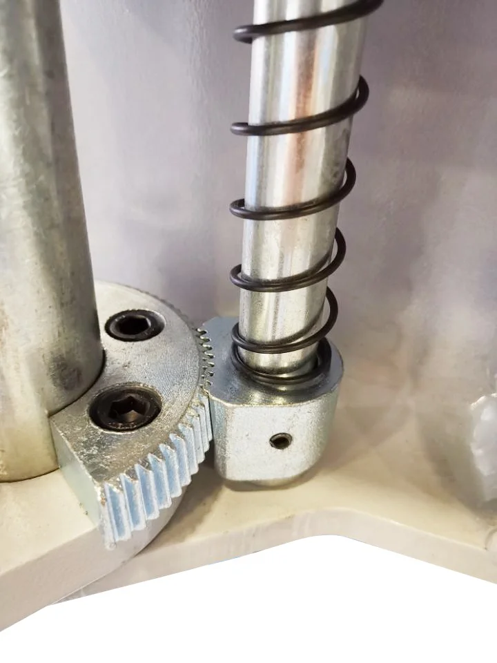 4000kgs CE approved maintenance center used base plate two post car lift