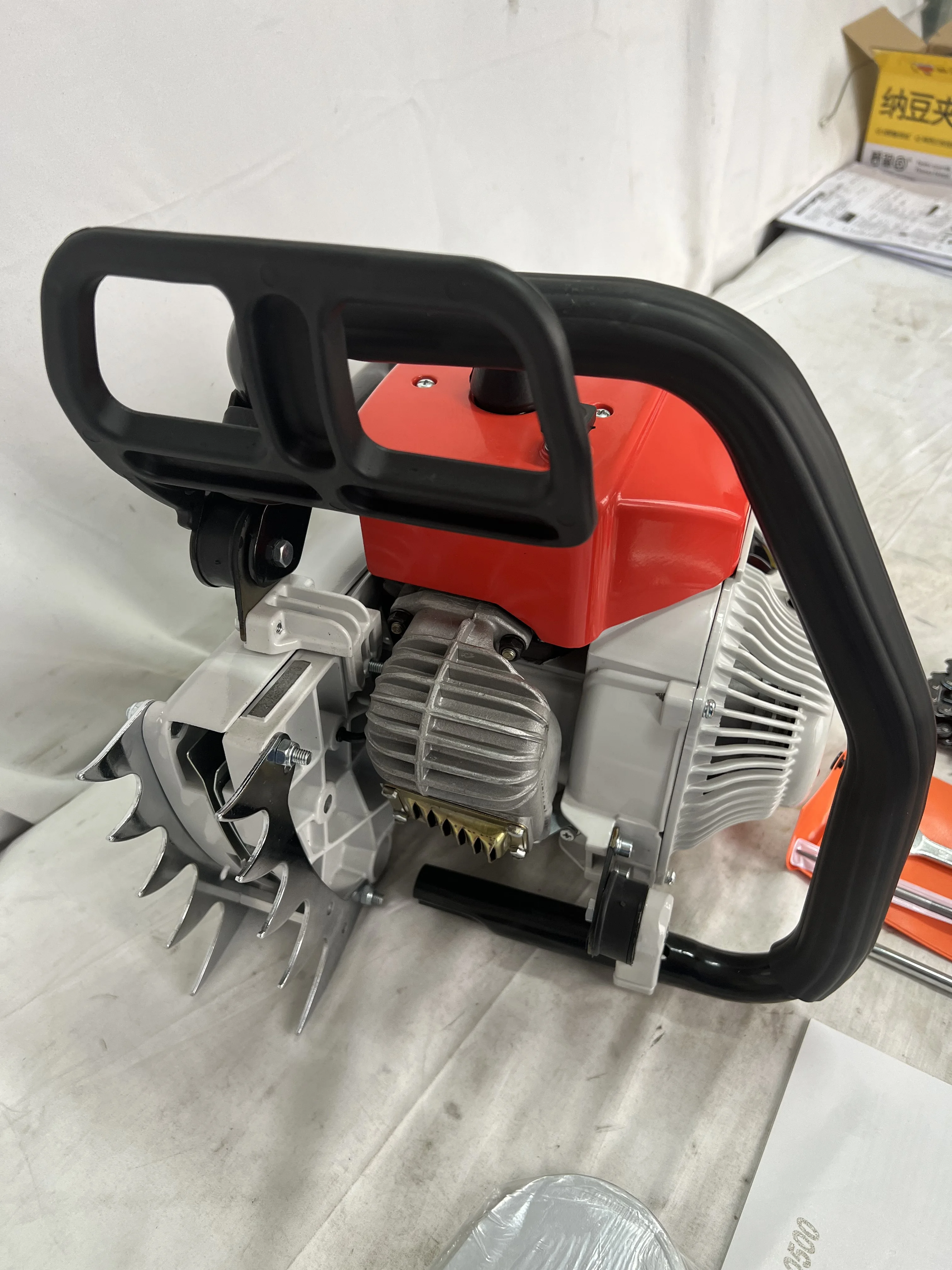 Бензопила 105CC бензопила с AV-ручкой двигатель