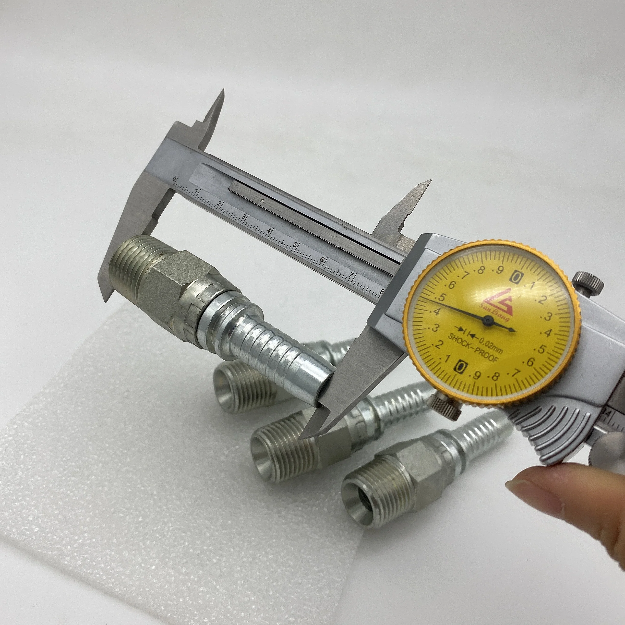 15611-08-08PK JIC NPT Male One Piece Fitting Metric Hydraulic Hose Fitting Carbon Steel Hydraulic Rubber Hose Connector Fitting