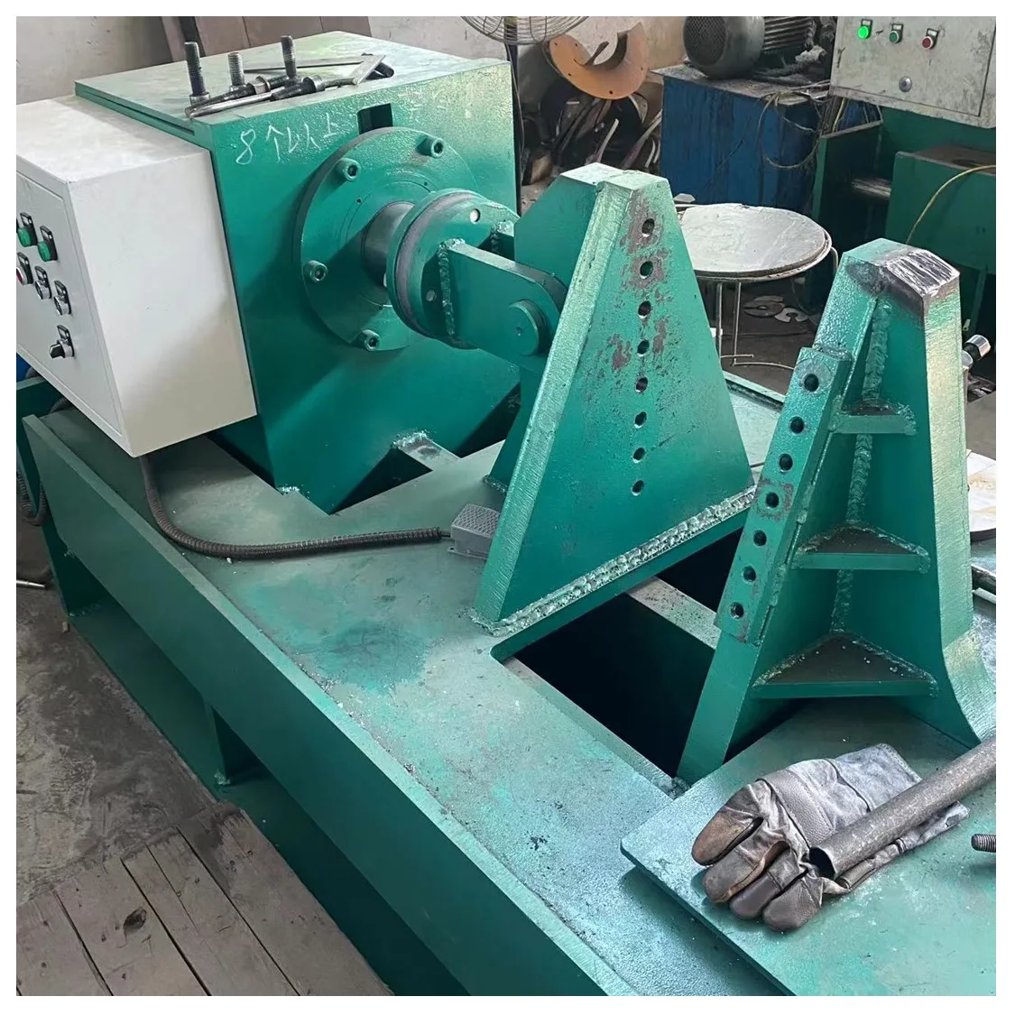 China Factory Supply Helical Screw Flight Forming Spiral Blade Making Machine