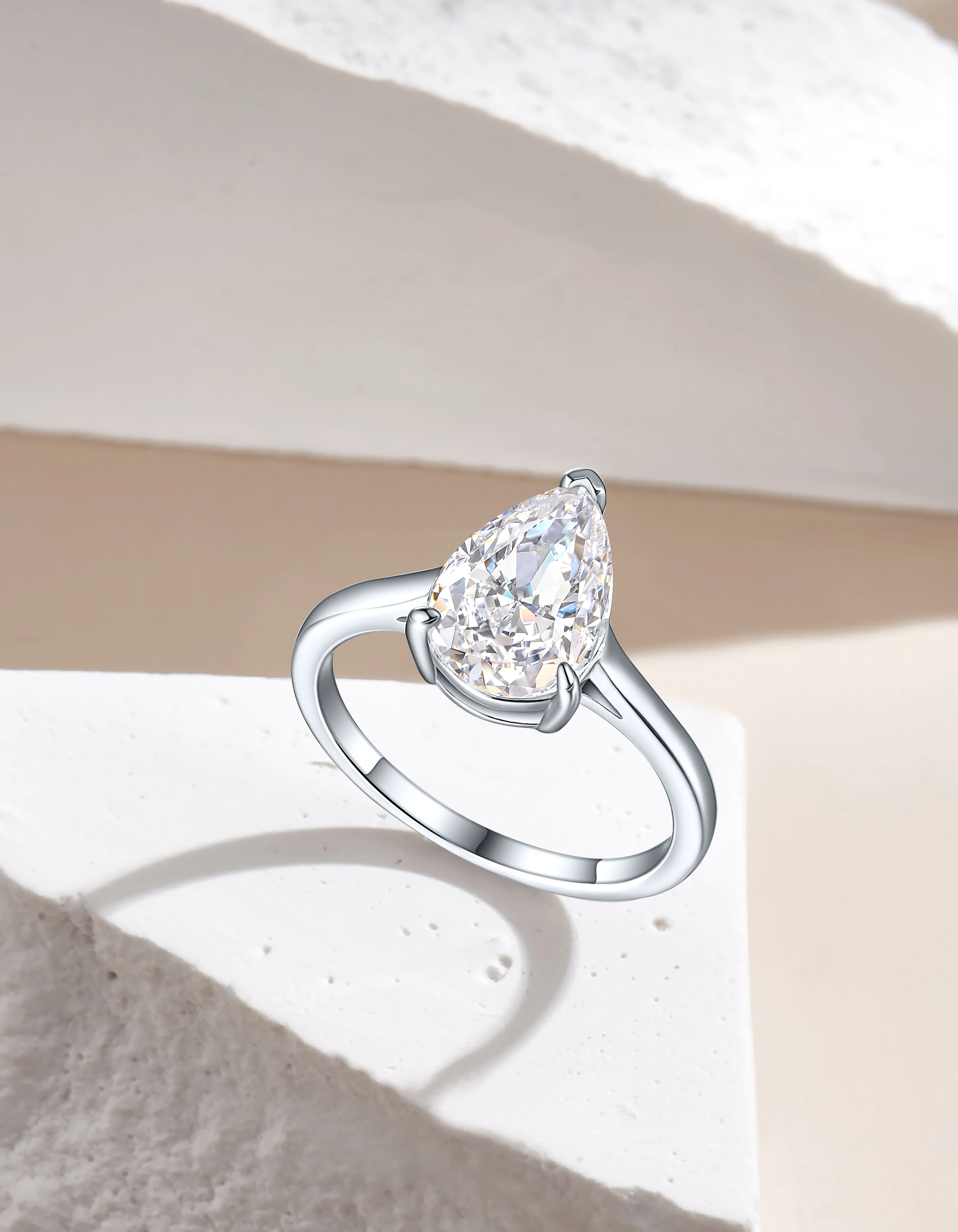 Fashion Silver Ring Pear Cut 8*12mm Fine Jewelry Women Rhodium Plated Blue Cubic Zircon Stone Rings 925 Sterling Silver