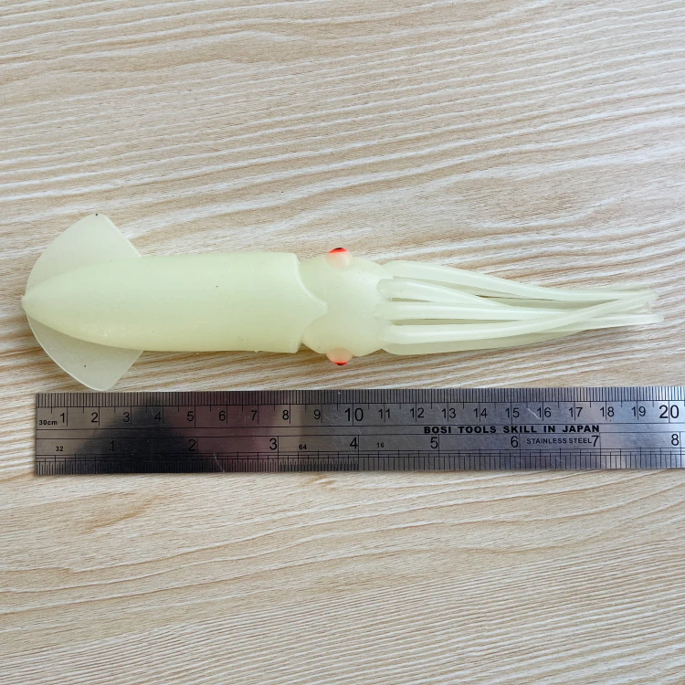 18cm 20cm Luminous Soft Squid Fishing Lures Fishing Luminous Squid Skirts Artificial Jigging Bait