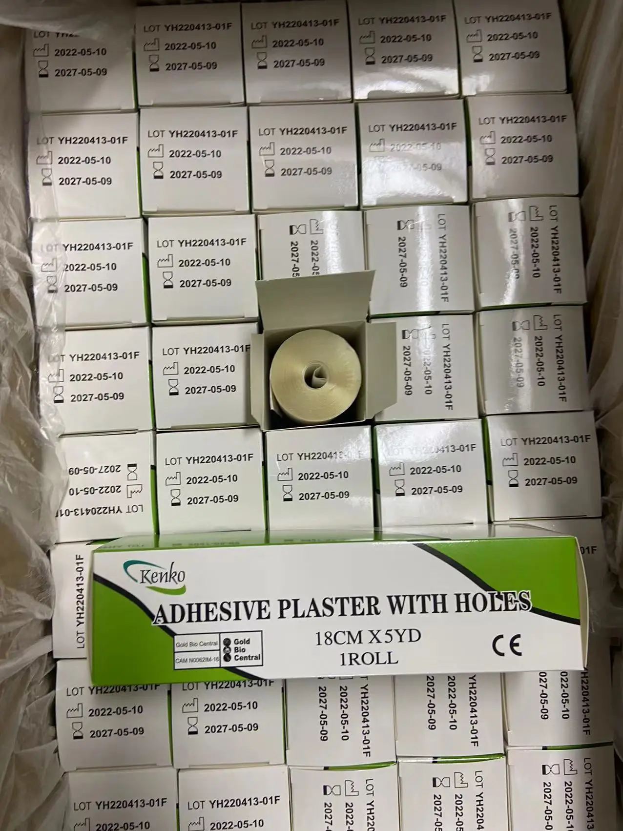 Tape Hospital Aperture Perforated Zinc Oxide Adhesive Plaster Waterproof Adhesive Wound Plaster Custom Roll Tape ZXT