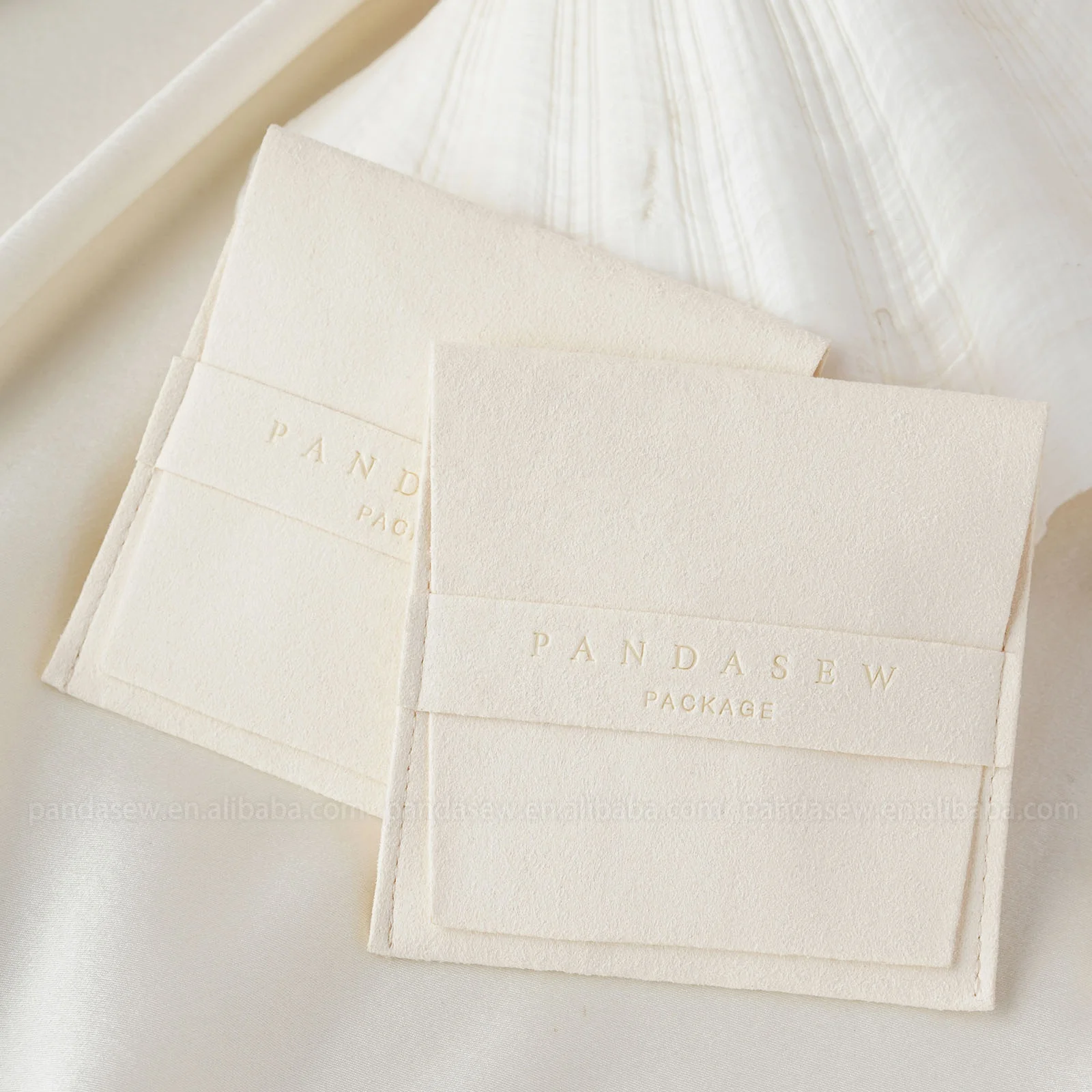 PandaSew microfiber thickened jewelry bags earrings necklaces ring jewelry storage gift packaging with custom logo