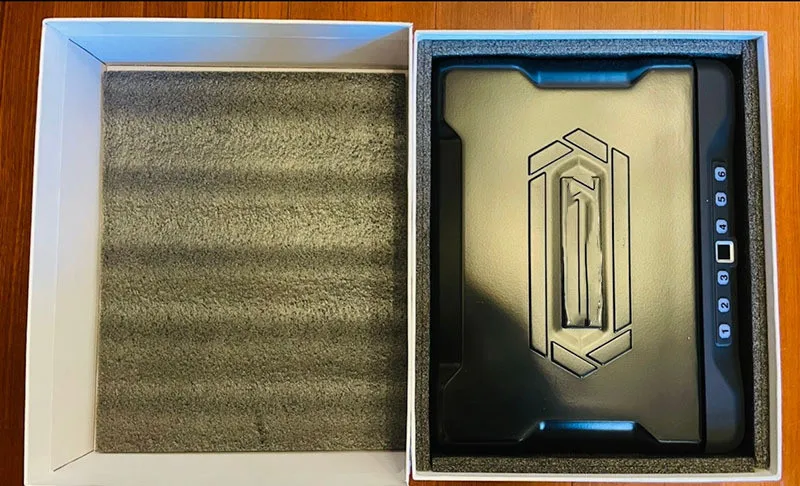 Hot Sale Factory Direct Fingerprint Pistol Safe Biometric Handgun Safe Portable Safe