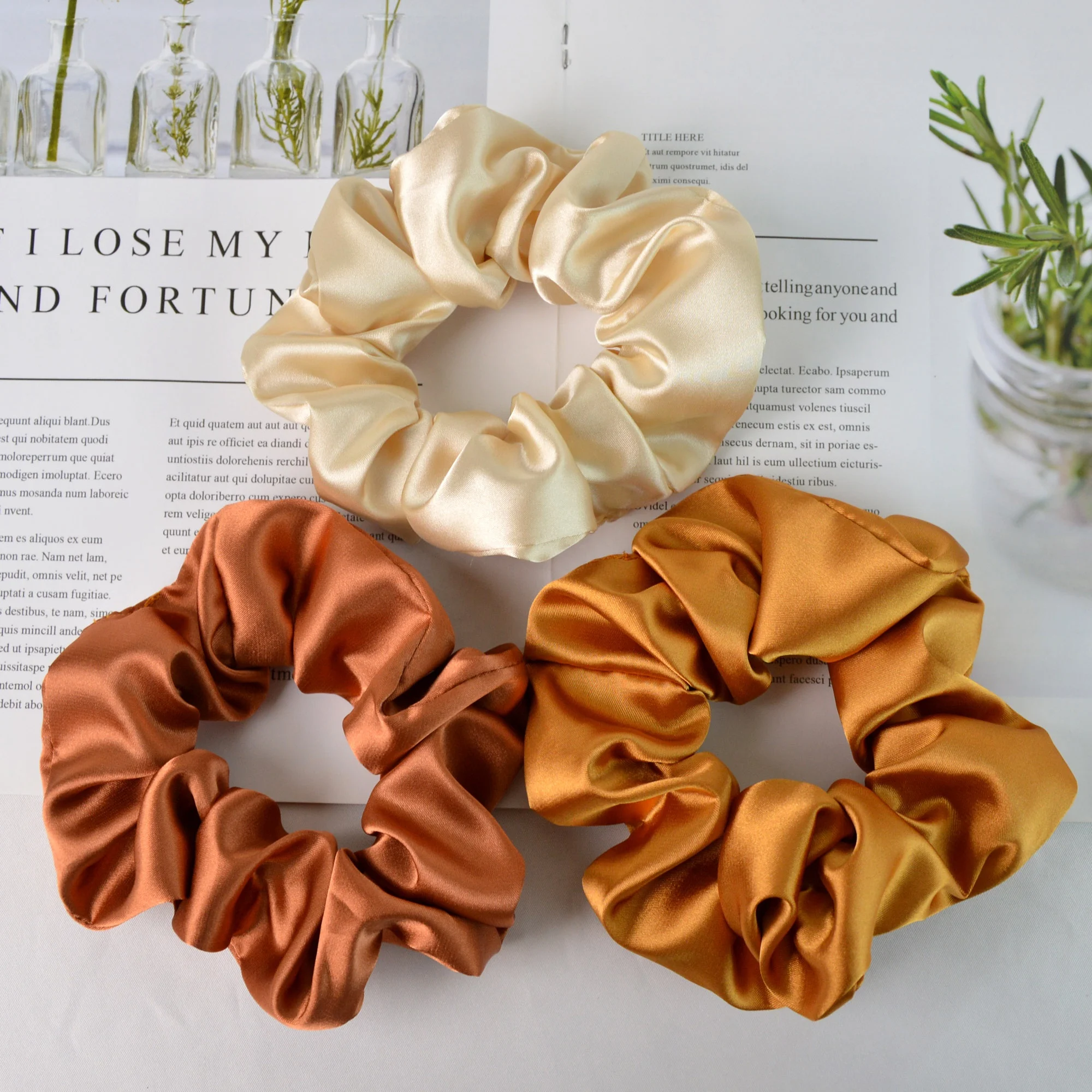 Factory Supplier Luxury Silk Hair Scrunchies 5cm 6cm Elastic Band Fashion Girls Soft Smooth Satin Hairband Women Scrunchy