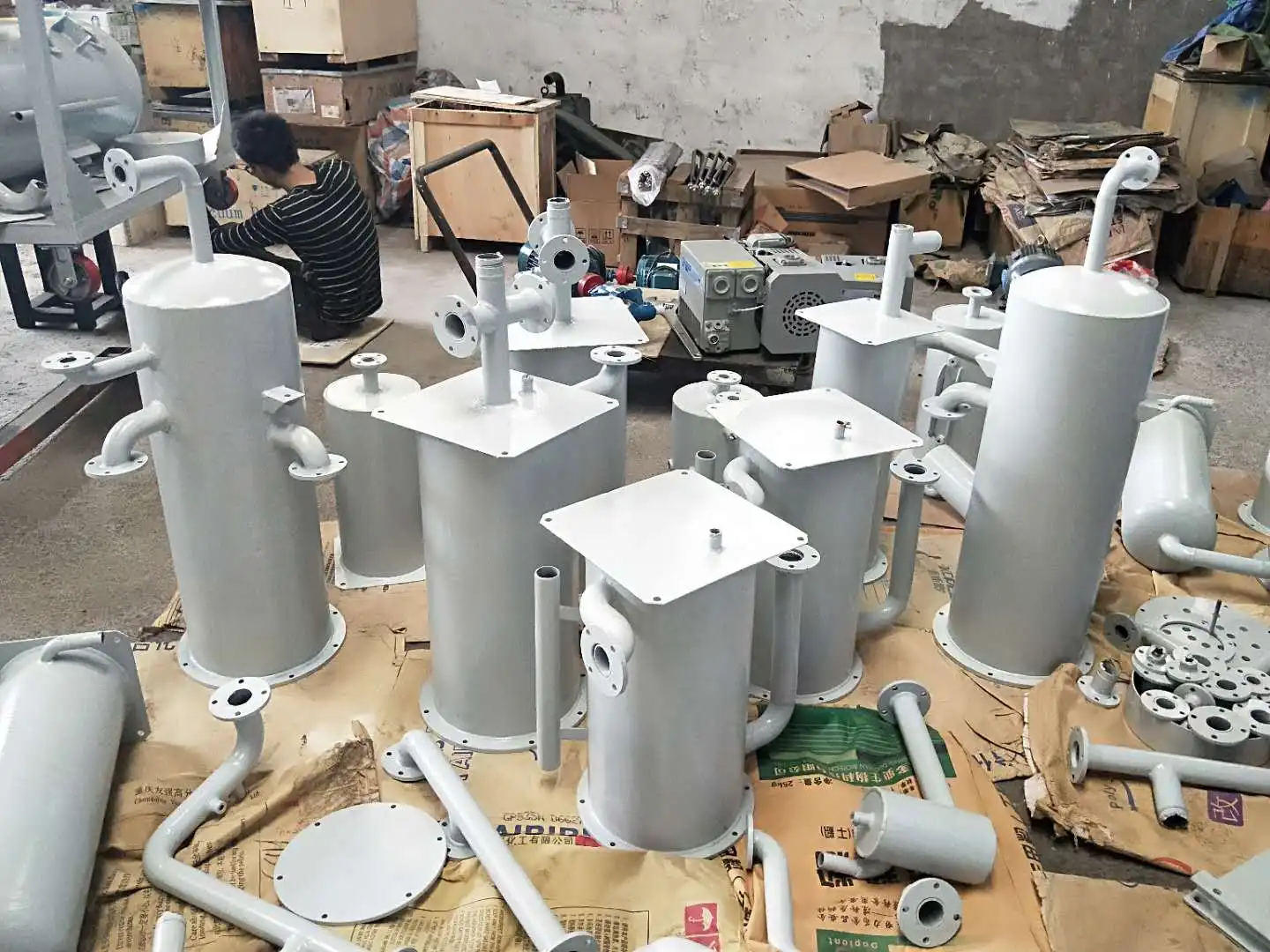 Chemical industry waste oil recovery and purification filter