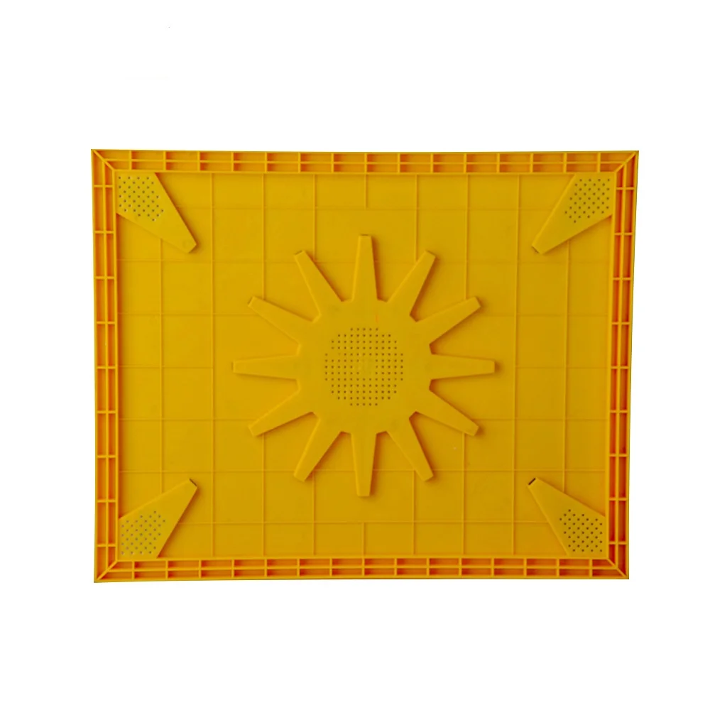 Export type Beehive inner cover with 12 ways Bee Escape, Langstroth 10 frame size Yellow Plastic bee hive cover