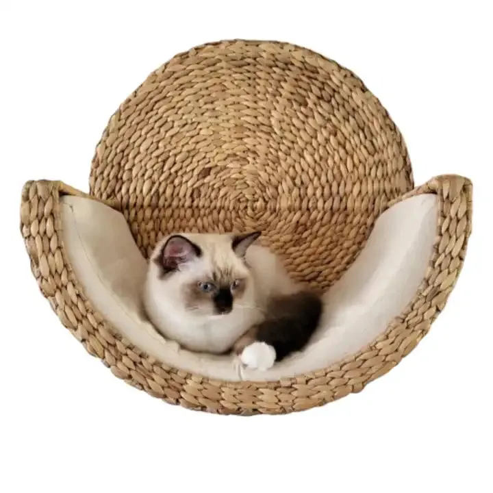 Superior quality handmade wall hanging basket for cat from natural eco-friendly water hyacinth best selling home decor